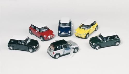 Spritzgußmodelle 1:28 - Mini Cooper von Goki