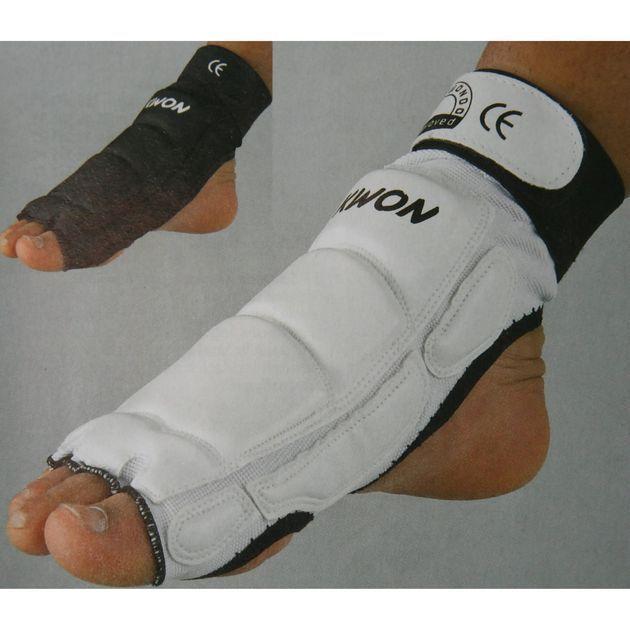 Taekwondo Fußschützer CE von KWON®, schwarz