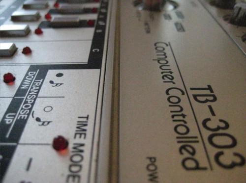 Roland TB-303 (w. Mods), amazing shape, totally serviced, beautifully modded.
