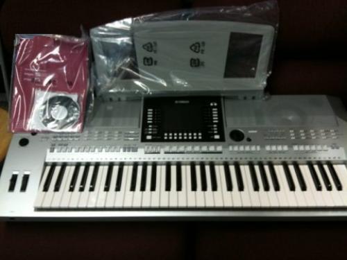 Yamaha Keyboard PSR S910 wie neu..mit über 200.000 MIDIFILES rest Garantie