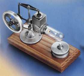 Stirlingmotor Altsilber montiert